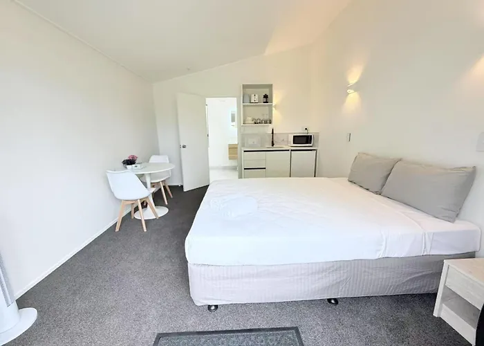 Sumner Motel *